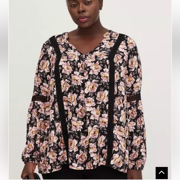 Torrid Twill Woven Lace Trim Tunic Top Floral Roses Whimsigoth Size 6X - Picture 1 of 12